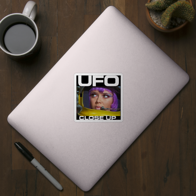 UFO-Close Up (Lt. Ellis) by ZeroG